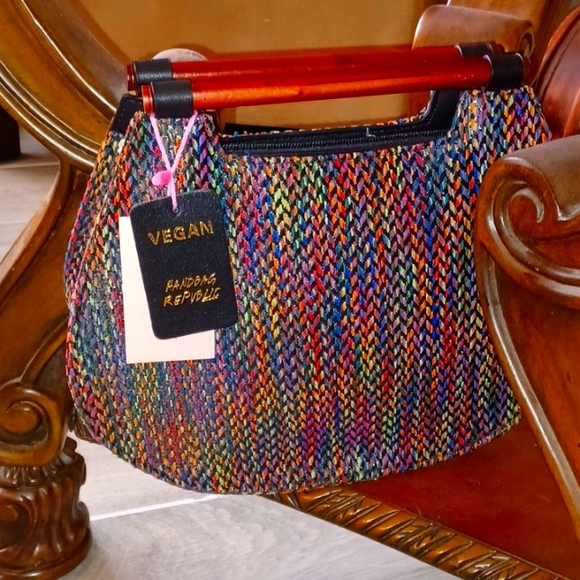 Handbag Republic Handbags - 🎉🌈 Woven Threads Handbag🎀